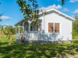 Cozy Summerhouse in Nasva，位于Nasva的酒店