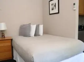 Stylish Downtown Studio, #32