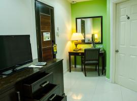 Dreamwave Hotel Santiago，位于Santiago City的酒店