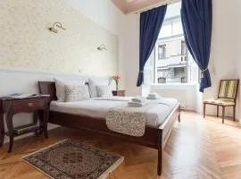 Barbo Palace Apartments and Rooms