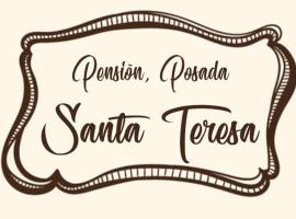 Pensión Santa Teresa，位于Villanueva de la Jara的旅馆