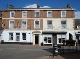 The Crown And Woolpack，位于朗萨顿的酒店