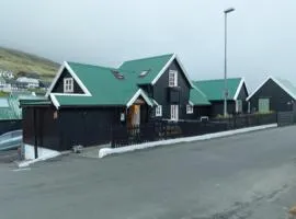 Old cozy house Á Kletti in Kvívík