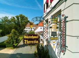 Hotel Gästehaus Theresia Garni，位于Mühlheim an der Donau的酒店