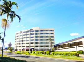 Rockhampton Plaza Hotel International，位于洛坎普顿的酒店