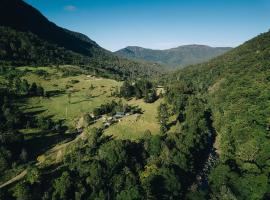 Wongari Eco Retreat，位于Lamington的酒店