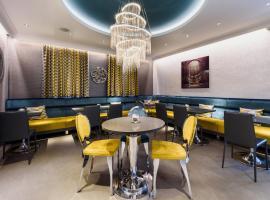 RQ Boutique & Unique Hotel，位于杰尔的酒店