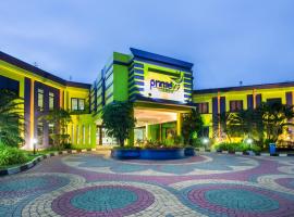 PrimeBiz Hotel Karawang，位于Cikampek的酒店