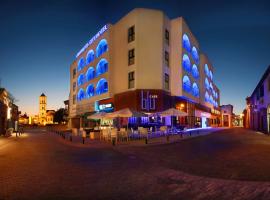 里瓦西奥迪斯城市酒店，位于拉纳卡Larnaca City Centre的酒店
