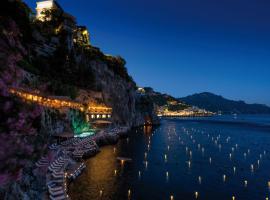 圣塔卡特林纳酒店，位于阿马尔菲Amalfi Harbour附近的酒店