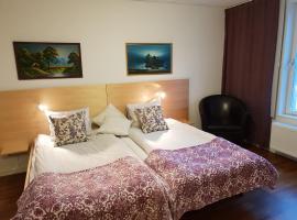 Hotell Ramudden，位于耶夫勒的酒店