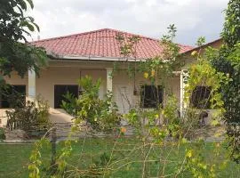 D'merbau Homestay & Laman Kahwin Sg Buloh