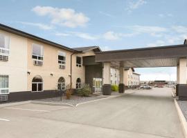 汤普森戴斯套房酒店，位于汤普森的酒店