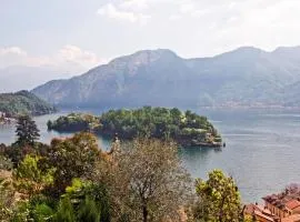 Residence Sala Comacina apartment no 2 with pool and spa by Italian Apartments