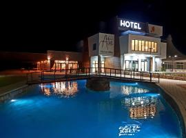 Atva Residence Hotel，位于Dolni Dobrenoec的酒店