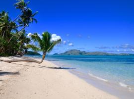 椰子海滩度假村，位于Tavewa的海滩酒店