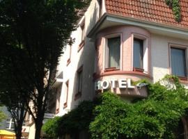 Hotel "dream in" Heiligenhaus，位于海利根豪斯的酒店