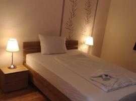 GZ Hotel Airport Köln Bonn，位于特罗斯多夫的酒店
