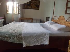 Nyinabulitwa Country Resort，位于Kibale Forest National Park的酒店