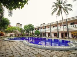 RedDoorz Plus At Hotel Sofia Pangandaran，位于庞岸达兰的酒店