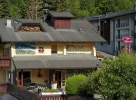 Hotel Veduta dell'Adamello