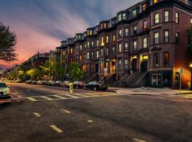 Beautiful 2Bedroom in the South End Boston - Ground Level Unit，位于波士顿的酒店