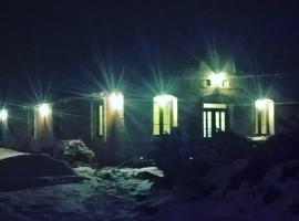 Hotel Turistico，位于Deliblato的酒店