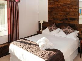 Wickwoods Country Club Hotel & Spa，位于Albourne的酒店