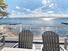 Put-in-Bay Waterfront Condo #111，位于普廷贝的酒店
