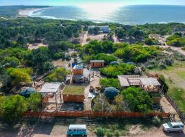 Complejo Playa Grande，位于德尔迪阿布罗角的豪华帐篷营地