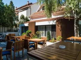 Best Western Premier Natalija Residence