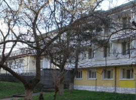 Почивна Станция Жива Вода，位于斯利文斯齐米纳勒尔尼巴尼的酒店