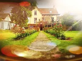 T4 climatisé à 20 mn de Disney et 50 de Paris dans jolie maison briarde