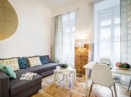 BpR BRIGHT Sapphire Apartment