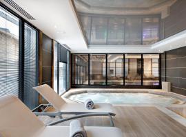 MGM Hôtels & Résidences - Hôtel Les Suites d'Alexane，位于萨莫安斯的酒店