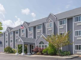 Microtel Inn & Suites by Wyndham Uncasville Casino Area，位于安卡斯维尔的酒店