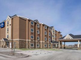 Microtel Inn & Suites By Wyndham Moorhead Fargo Area，位于Moorhead的酒店