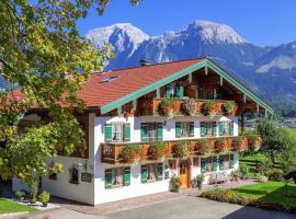 Gästehaus，位于奥佩瑙的酒店