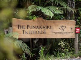 Punakaiki Treehouse Limited，位于普纳凯基的山林小屋