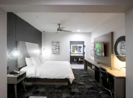 House Hotel
