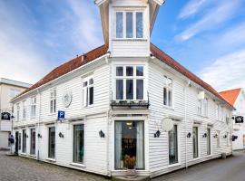 切芒斯古登酒店，位于曼达尔的酒店