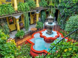 Posada San Vicente by AHS，位于危地马拉安地瓜的酒店
