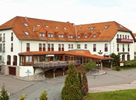 Landhotel Sonnenhof，位于Schönfeld的酒店