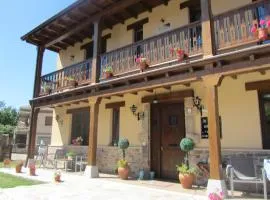 拉波萨达德托里比亚酒店