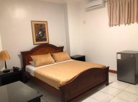 Hotel Plaza Central，位于Huaquillas的酒店