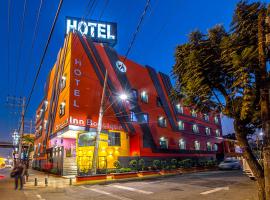 HOTEL ZARAGOZA INN BOUTIQUE，位于墨西哥城阿尔弗雷多·哈普·赫卢棒球场附近的酒店