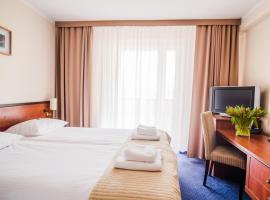 Gold Hotel，位于兹沃托雷亚的酒店