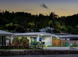 Blue Lagoon Villa B @ Trinity Beach，位于三一海滩的酒店