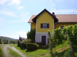 Ferienhaus Weingut Bauer，位于加姆利茨的酒店