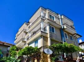 阿波罗尼亚家庭酒店